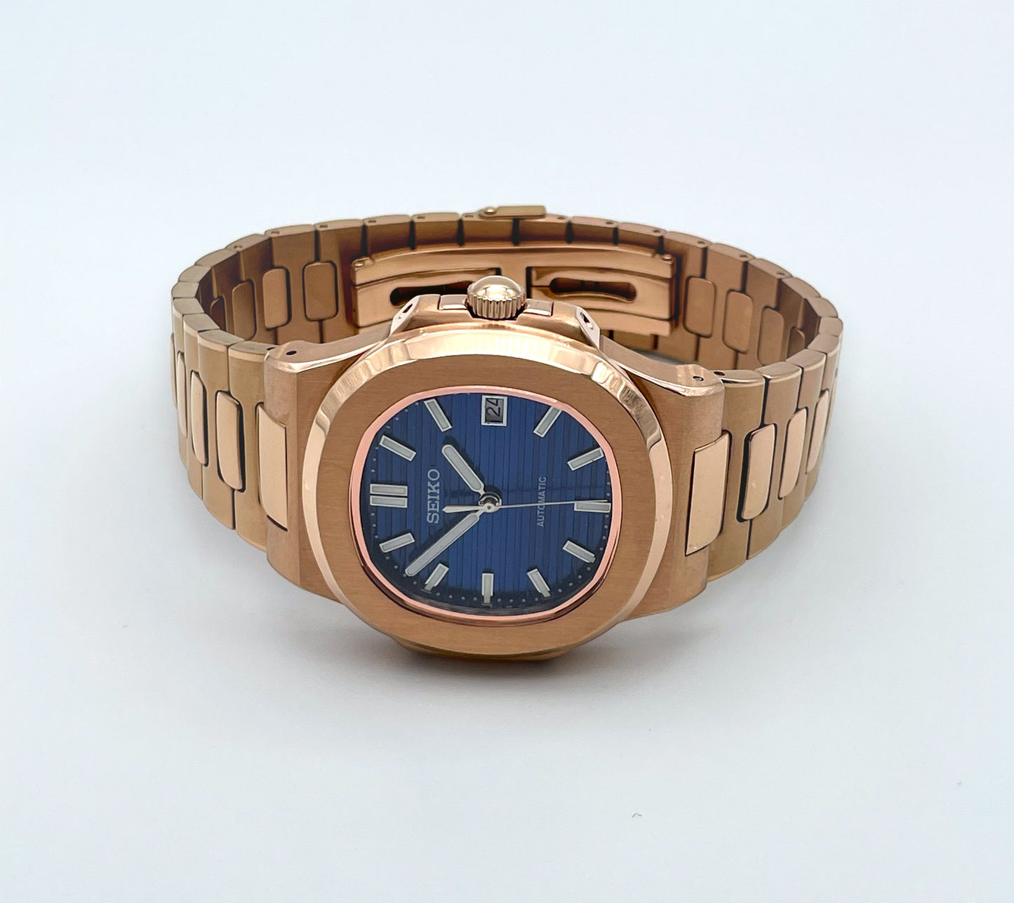Seiko-mod-nautilus-rose-gold-liegend-rückseite-geschlossen, liegend, rückseite, geschlossen, fern